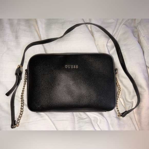 Guess Purse - Picture 2 of 3